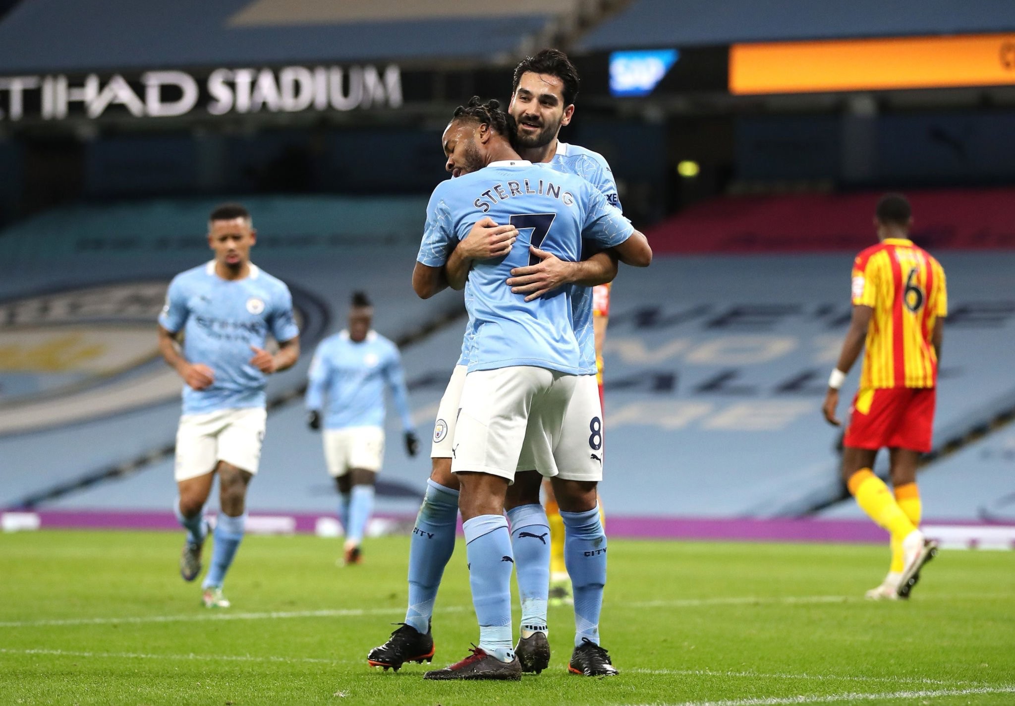 出色视野和 出色视野和